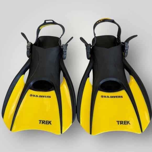 US Divers Trek Snorkling Diving Fins Compact Unisex Small Men 4-7 Women 6.5-8.5 - Picture 1 of 14